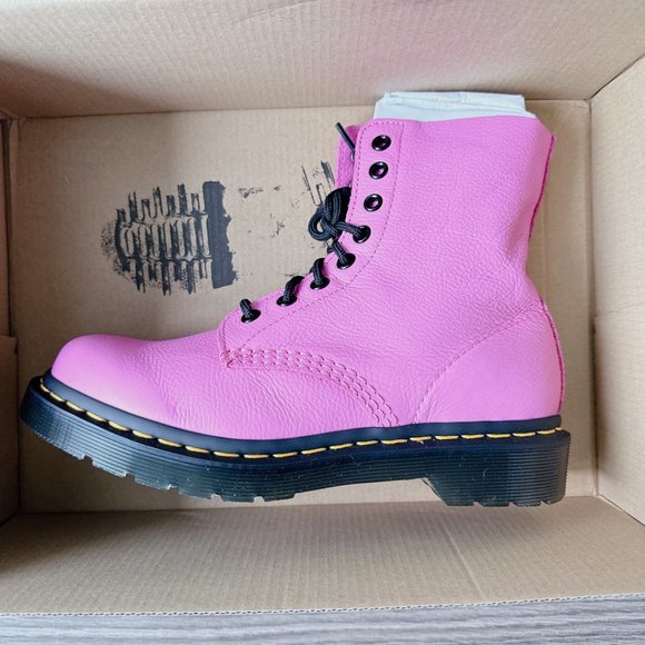 Dr. Martens 1460 Size 8 Pink Pascal Virginia Leather Boots women’s shoes - Picture 7 of 15